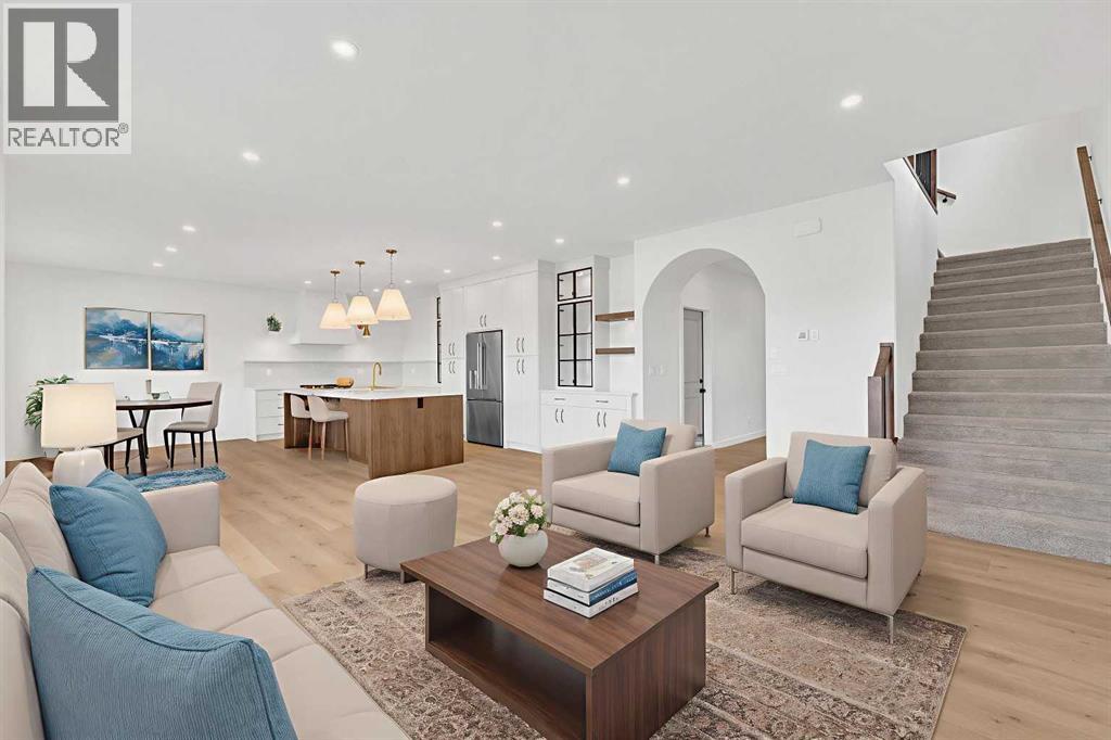 Single Family House for Sale in  Eaton Crescent Evergreen Red Deer 