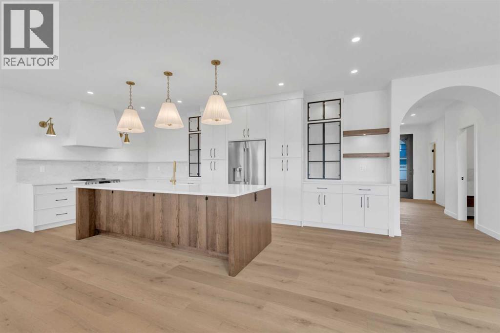 Single Family House for Sale in  Eaton Crescent Evergreen Red Deer 