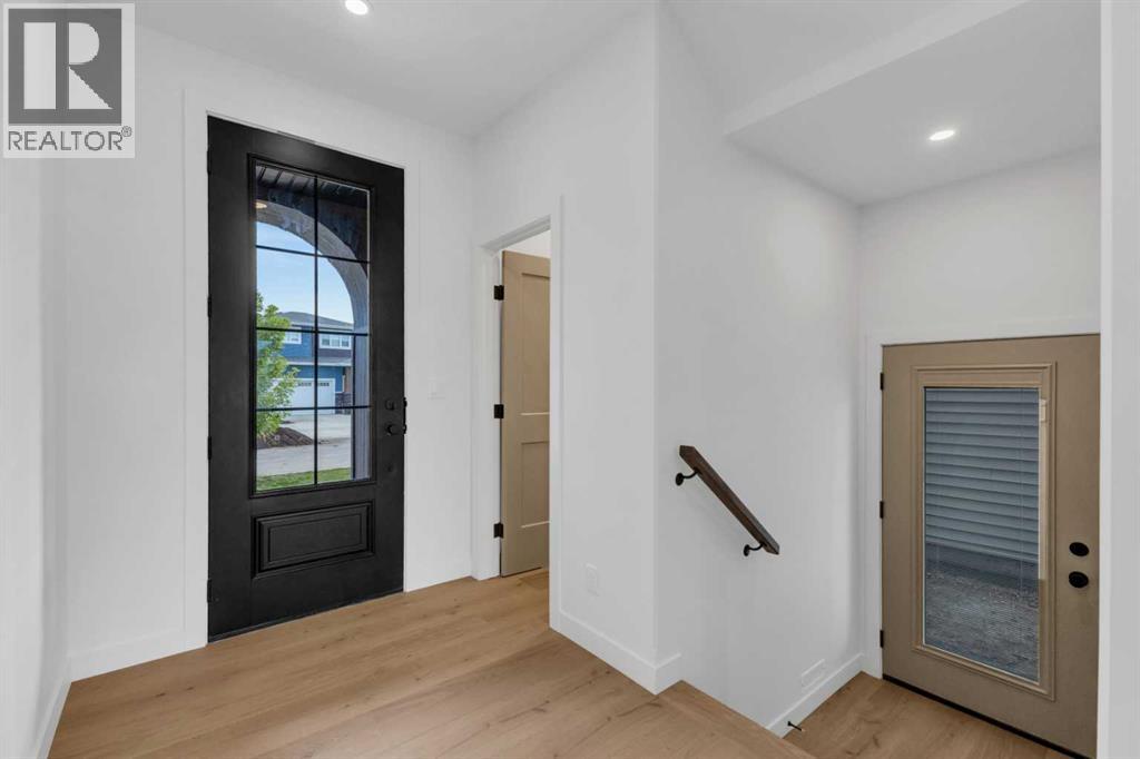 Single Family House for Sale in  Eaton Crescent Evergreen Red Deer 