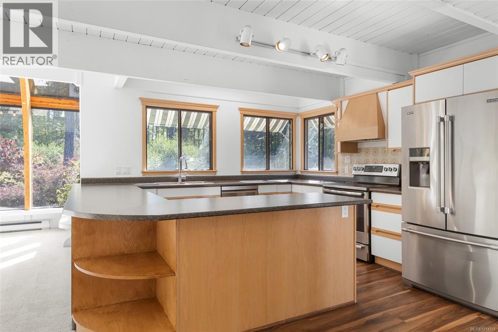 4786 Hillbank Rd, Cowichan Bay