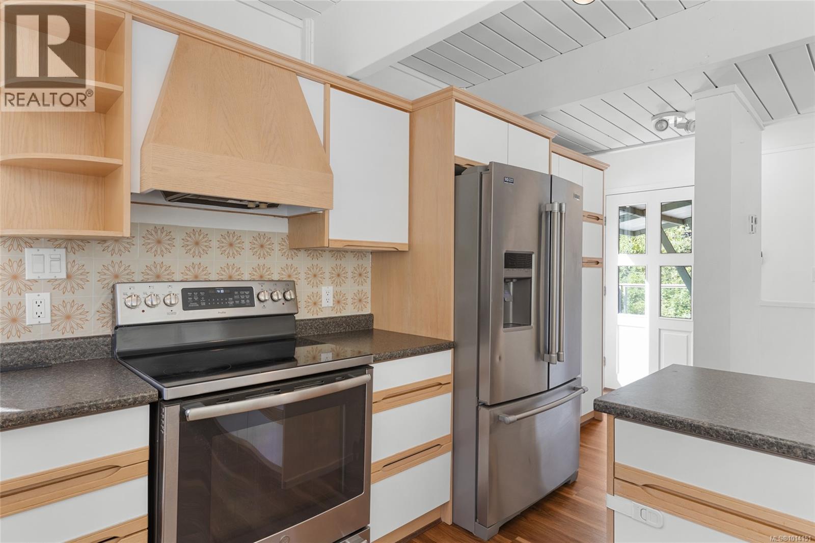 4786 Hillbank Rd, Cowichan Bay