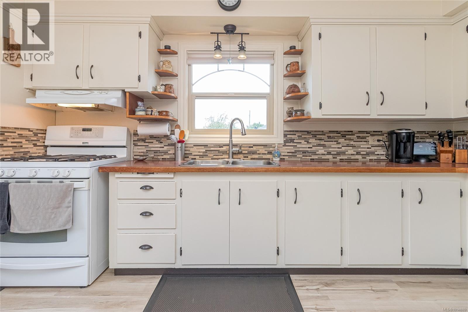 9381 Chemainus Rd, Chemainus