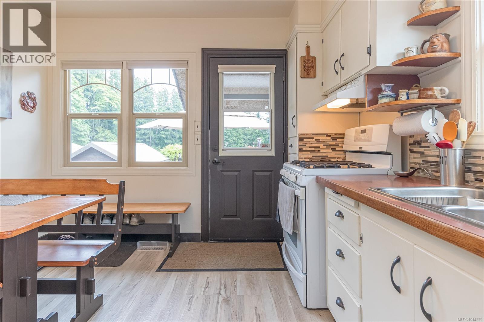 9381 Chemainus Rd, Chemainus