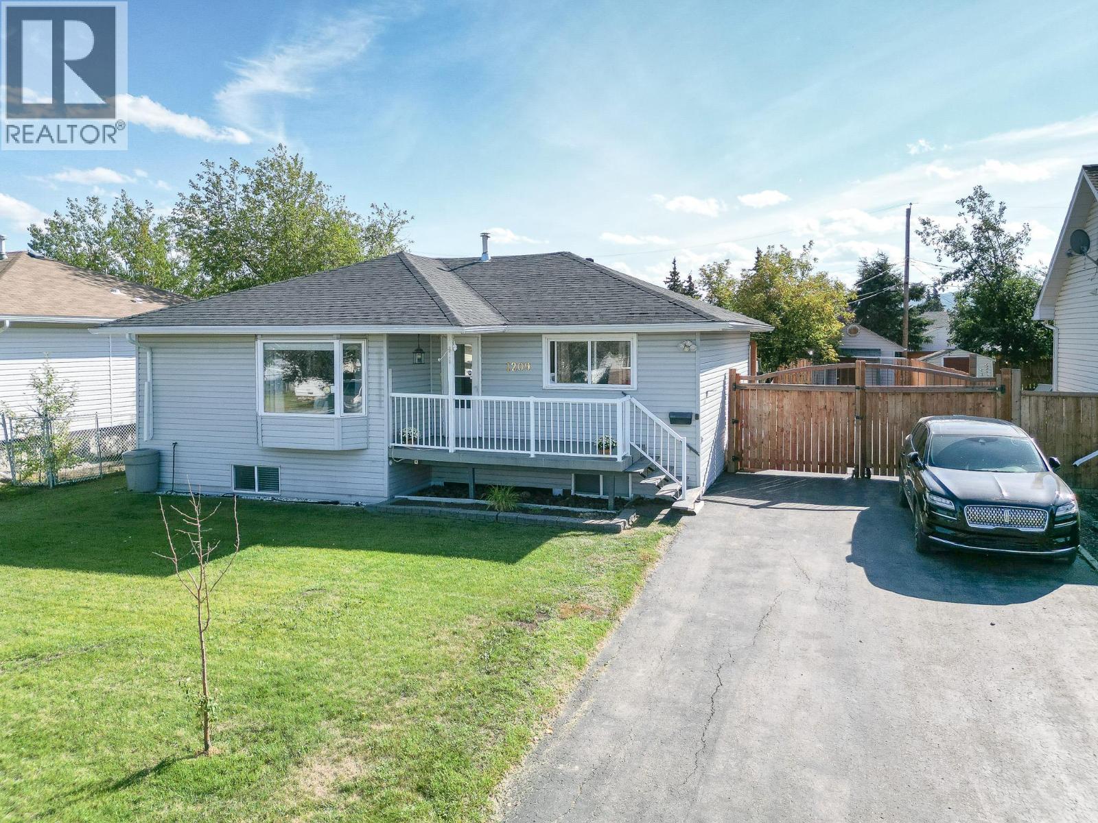 1209 113 Avenue, Dawson Creek