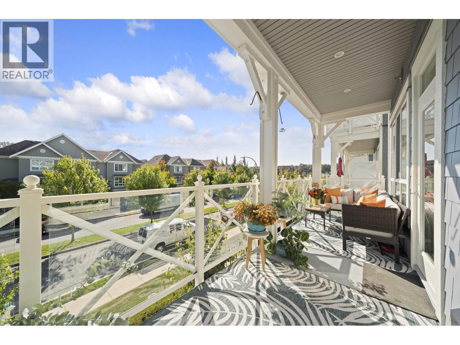 227 5535 ADMIRAL WAY, Delta