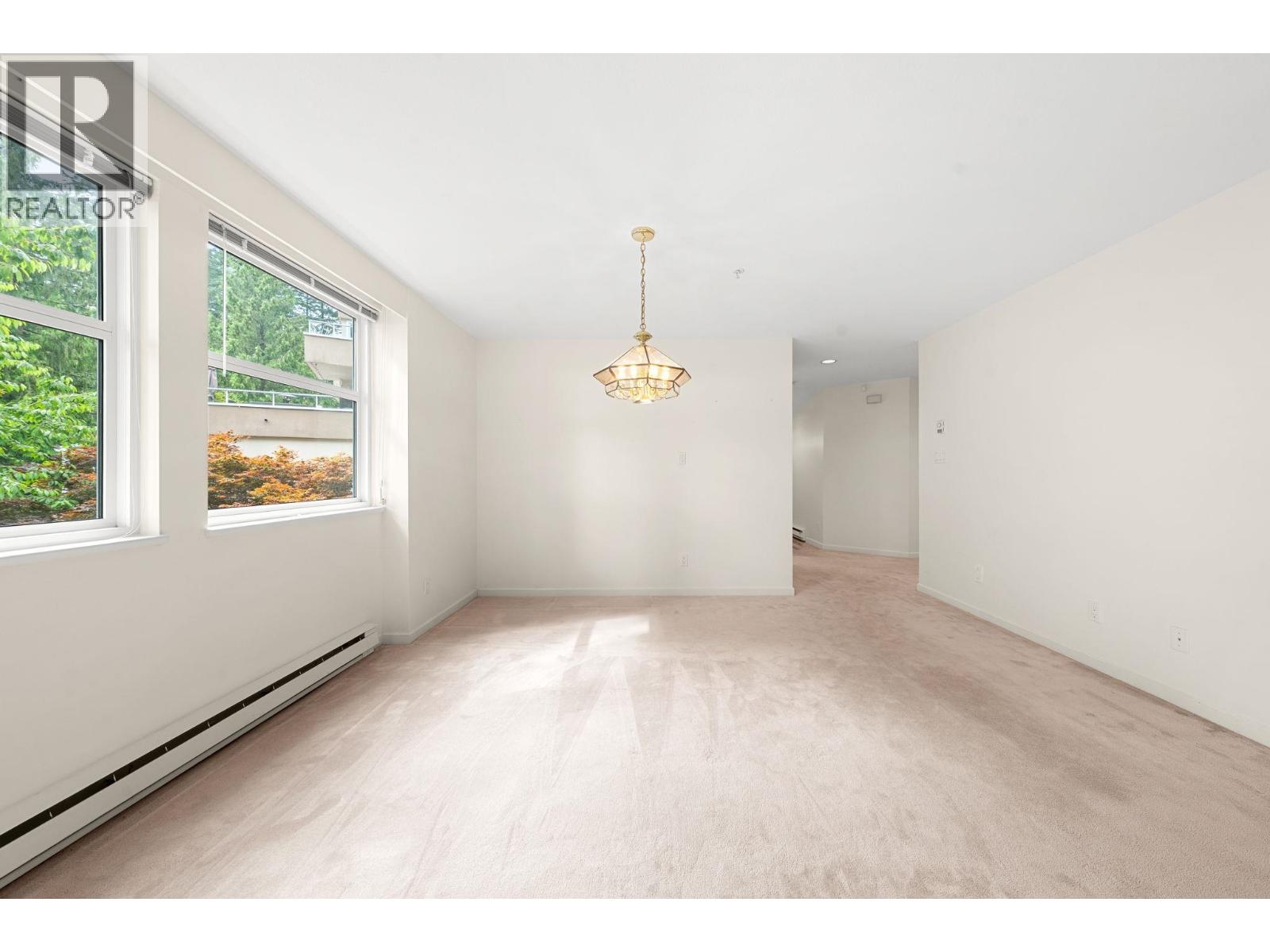 13 2425 EDGEMONT BOULEVARD, North Vancouver