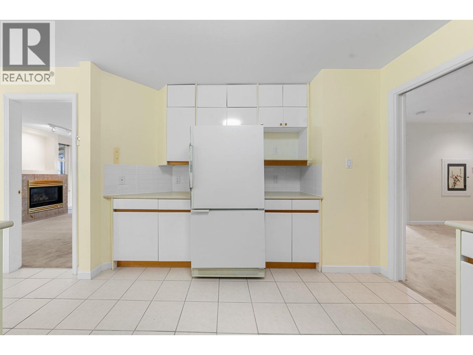 13 2425 EDGEMONT BOULEVARD, North Vancouver