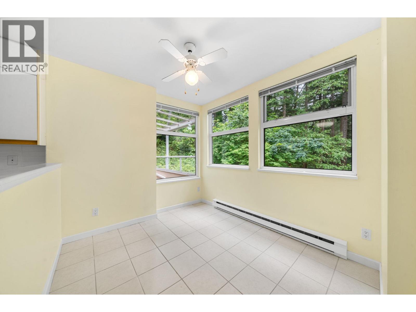 13 2425 EDGEMONT BOULEVARD, North Vancouver