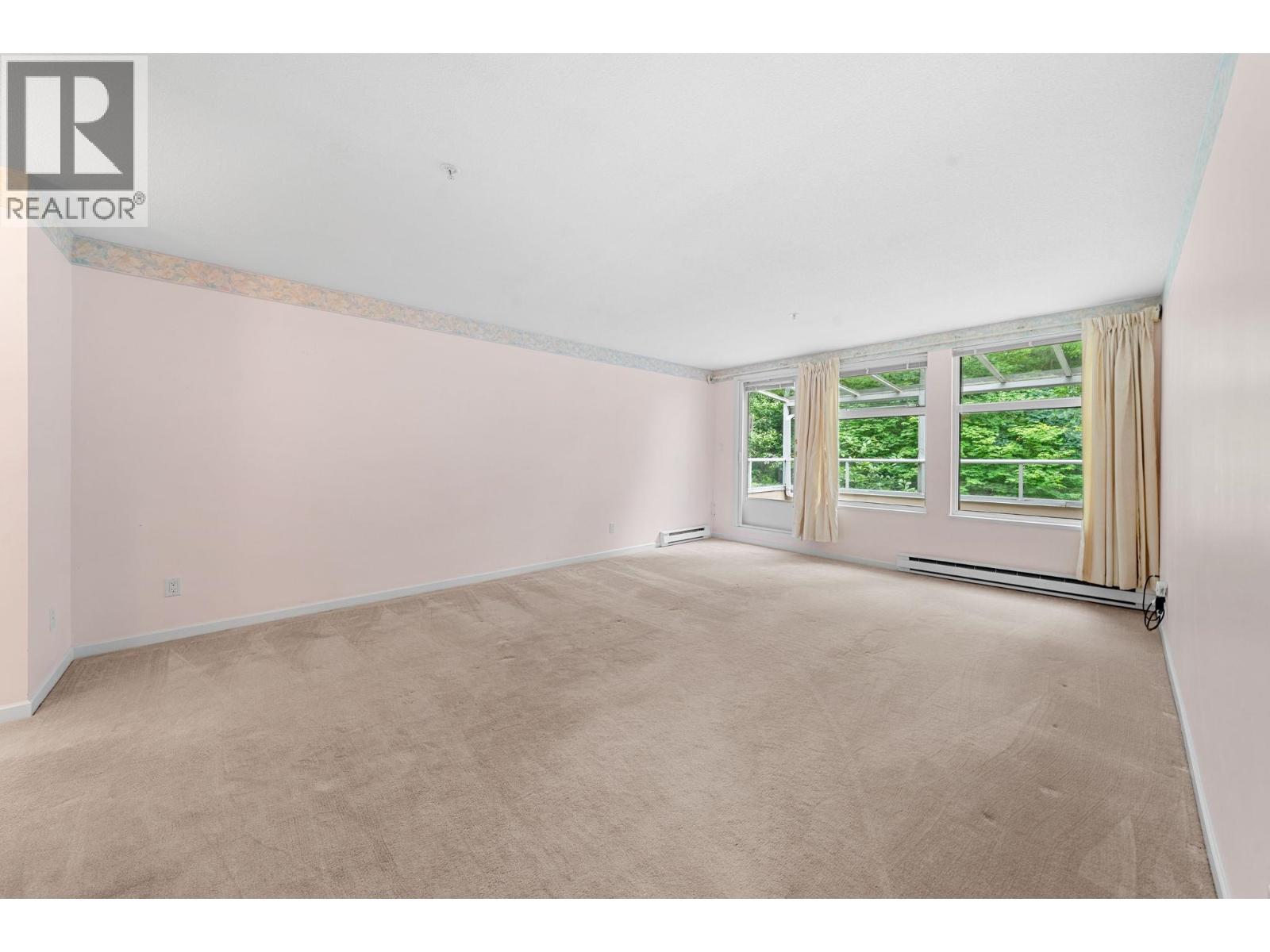 13 2425 EDGEMONT BOULEVARD, North Vancouver