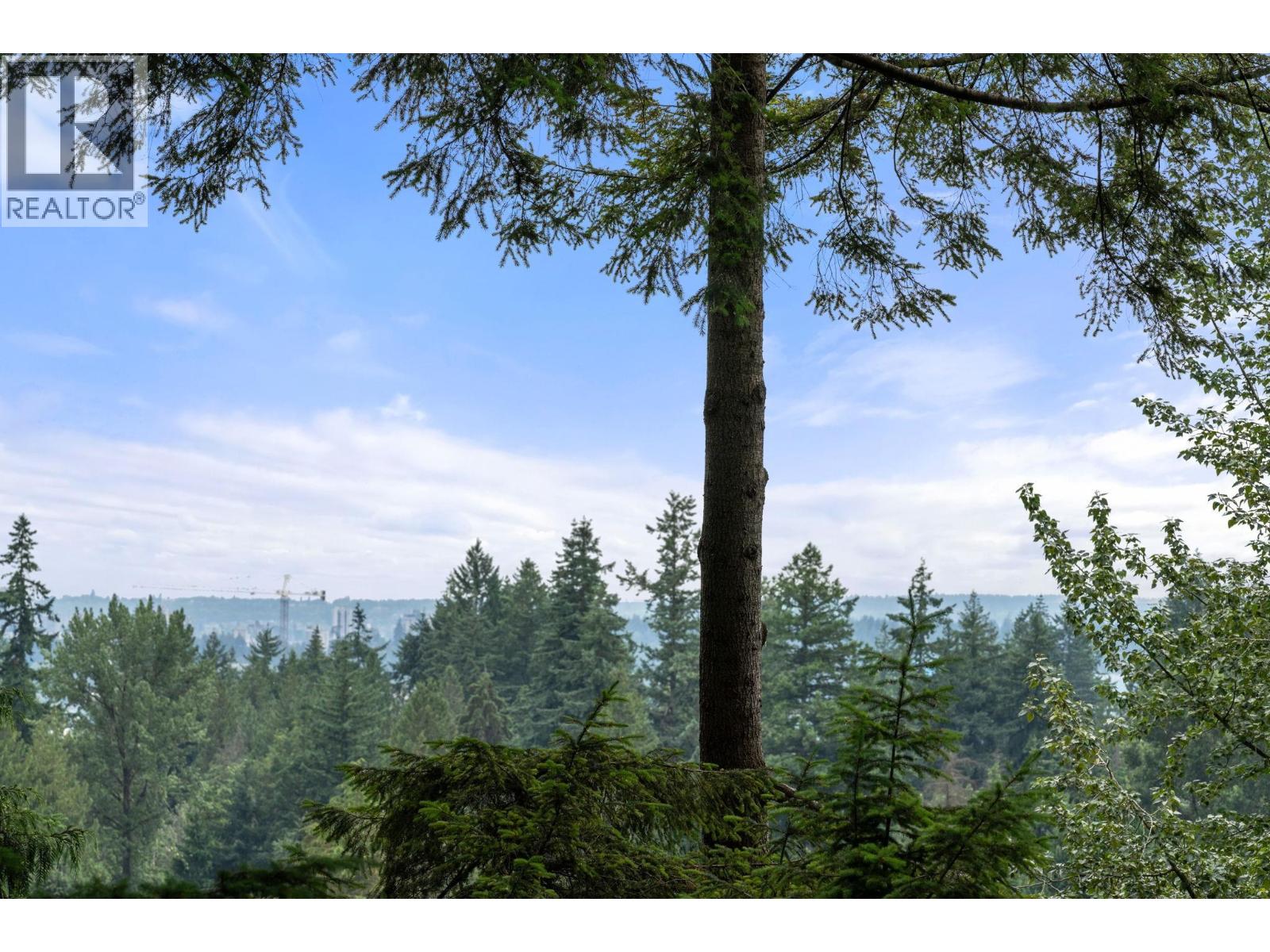 13 2425 EDGEMONT BOULEVARD, North Vancouver