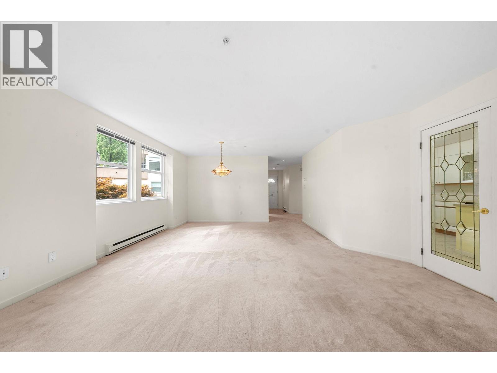 13 2425 EDGEMONT BOULEVARD, North Vancouver