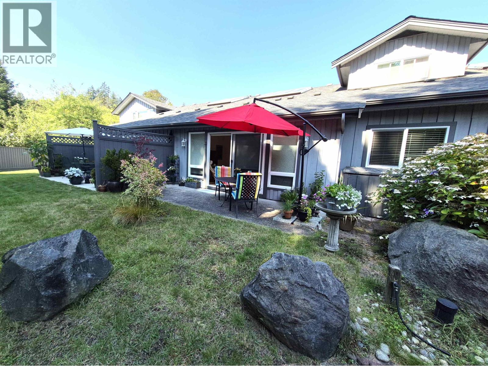 12 5761 WHARF AVENUE, Sechelt