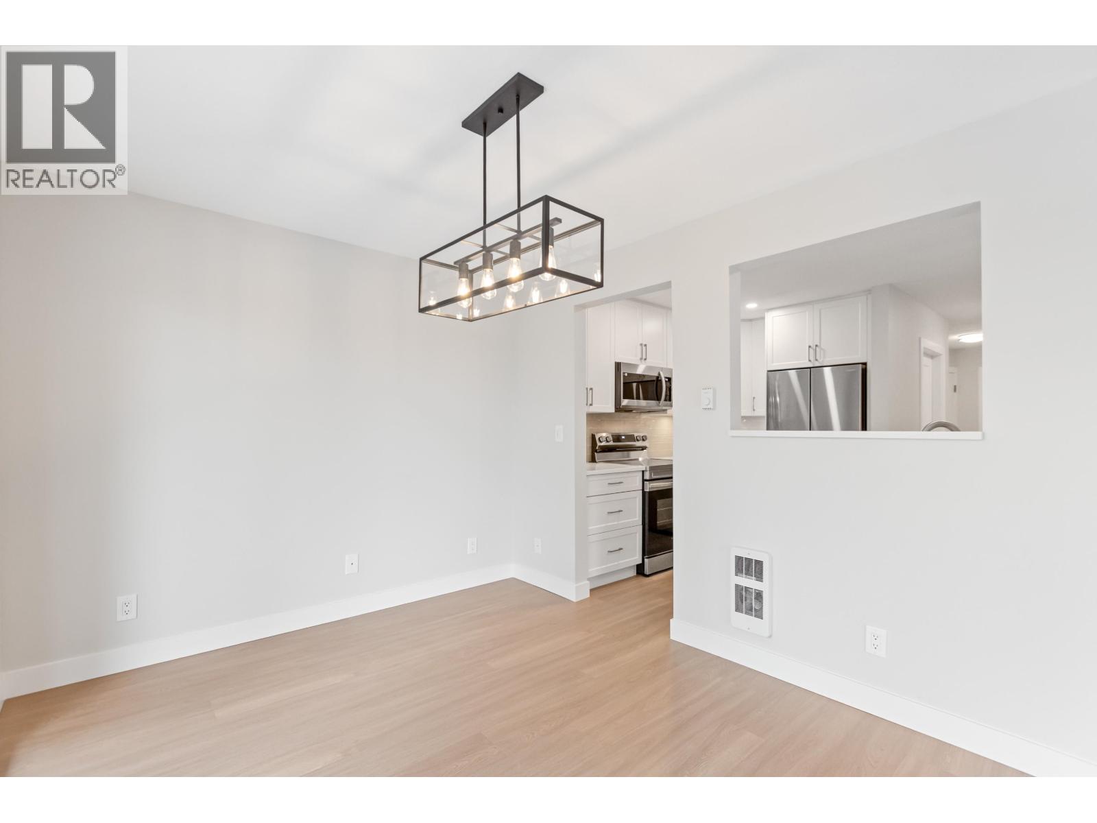 225 22611 116 AVENUE, Maple Ridge
