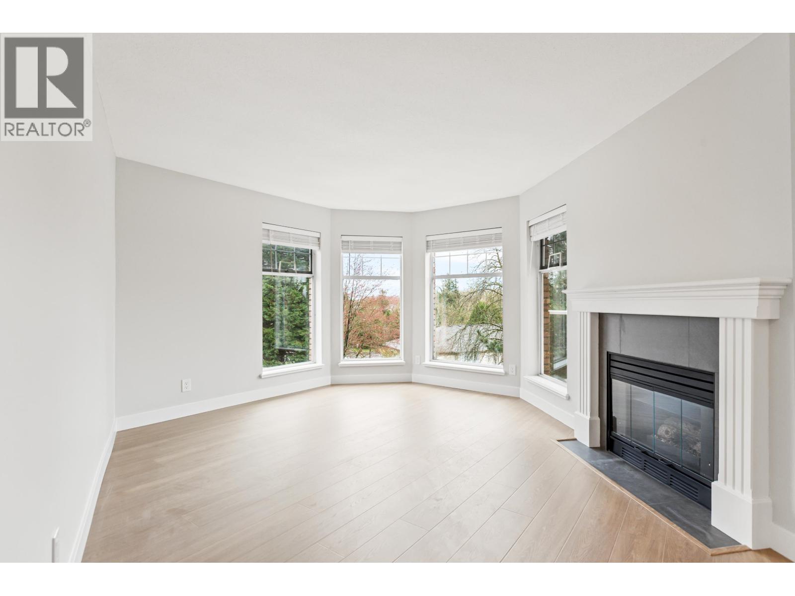225 22611 116 AVENUE, Maple Ridge