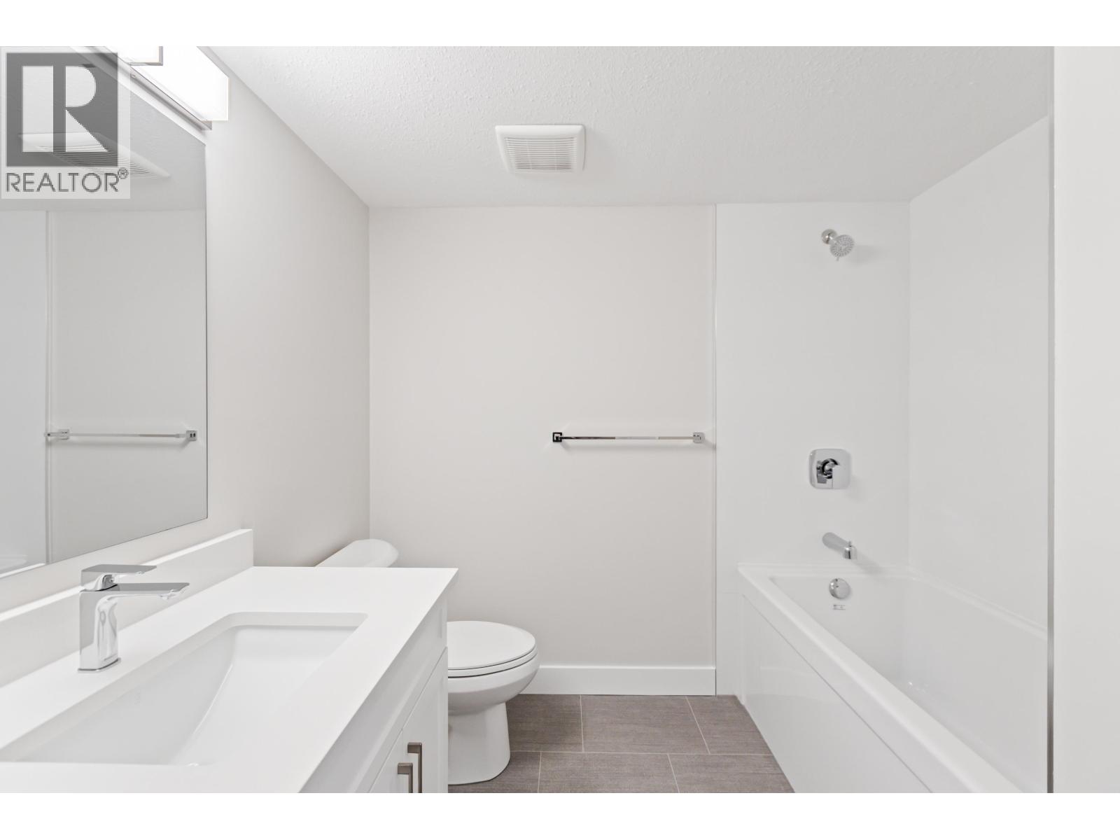 225 22611 116 AVENUE, Maple Ridge