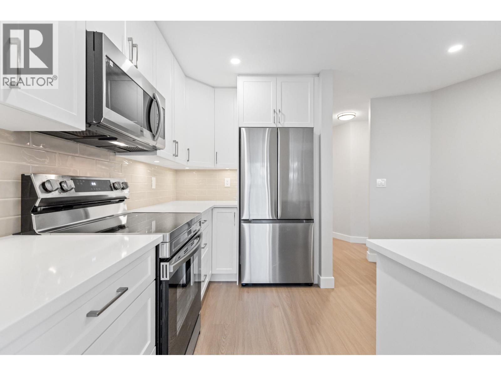 225 22611 116 AVENUE, Maple Ridge