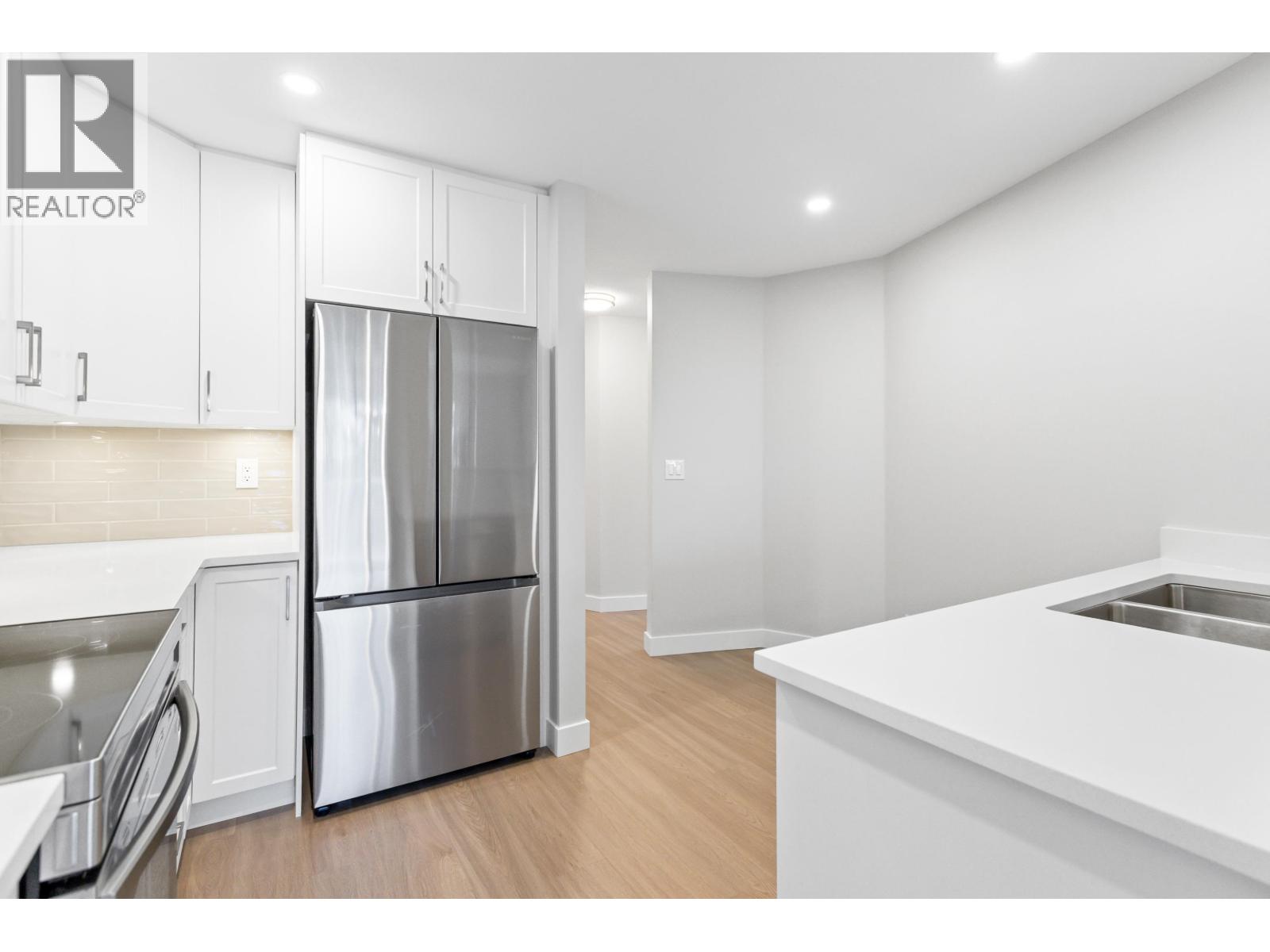 225 22611 116 AVENUE, Maple Ridge