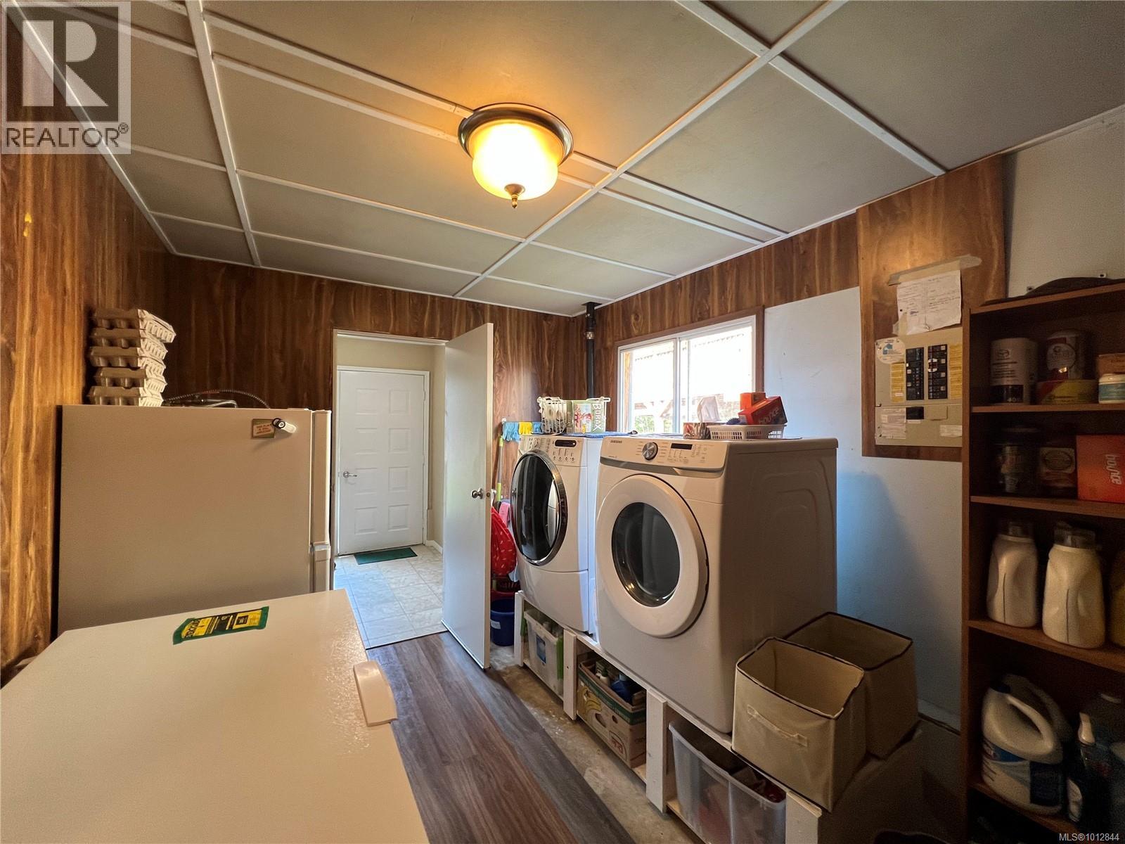 543 Maquinna Dr N, Tahsis