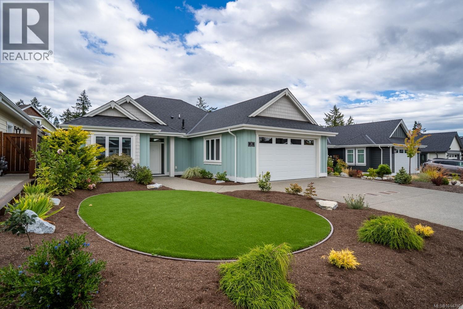 553 Rainbow Way, Parksville