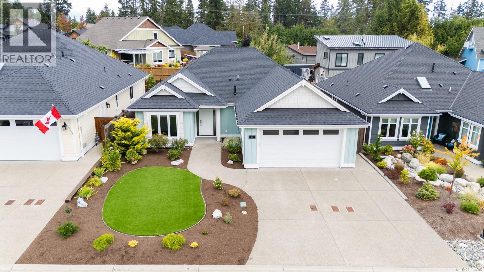 553 Rainbow Way, Parksville