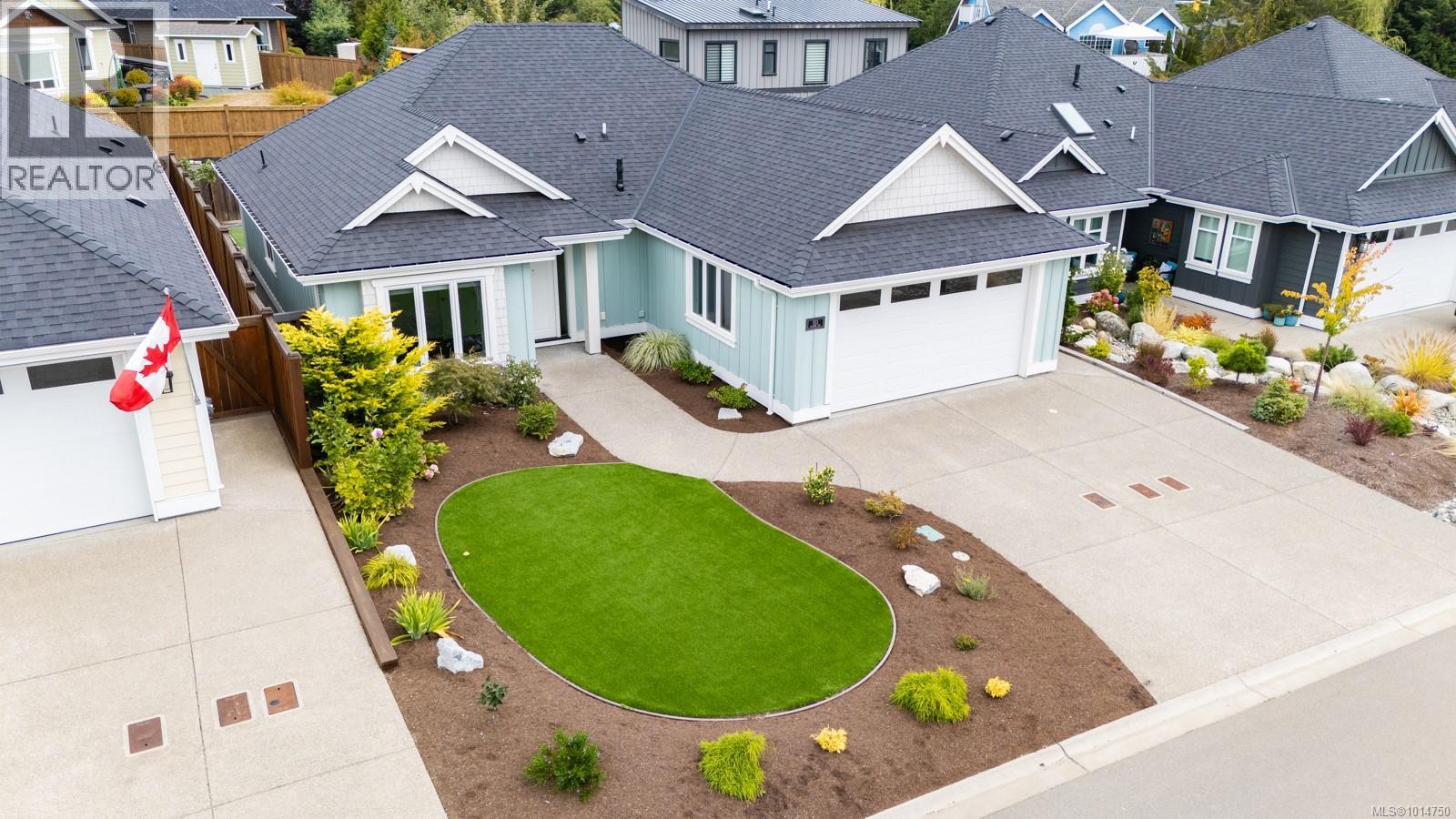 553 Rainbow Way, Parksville