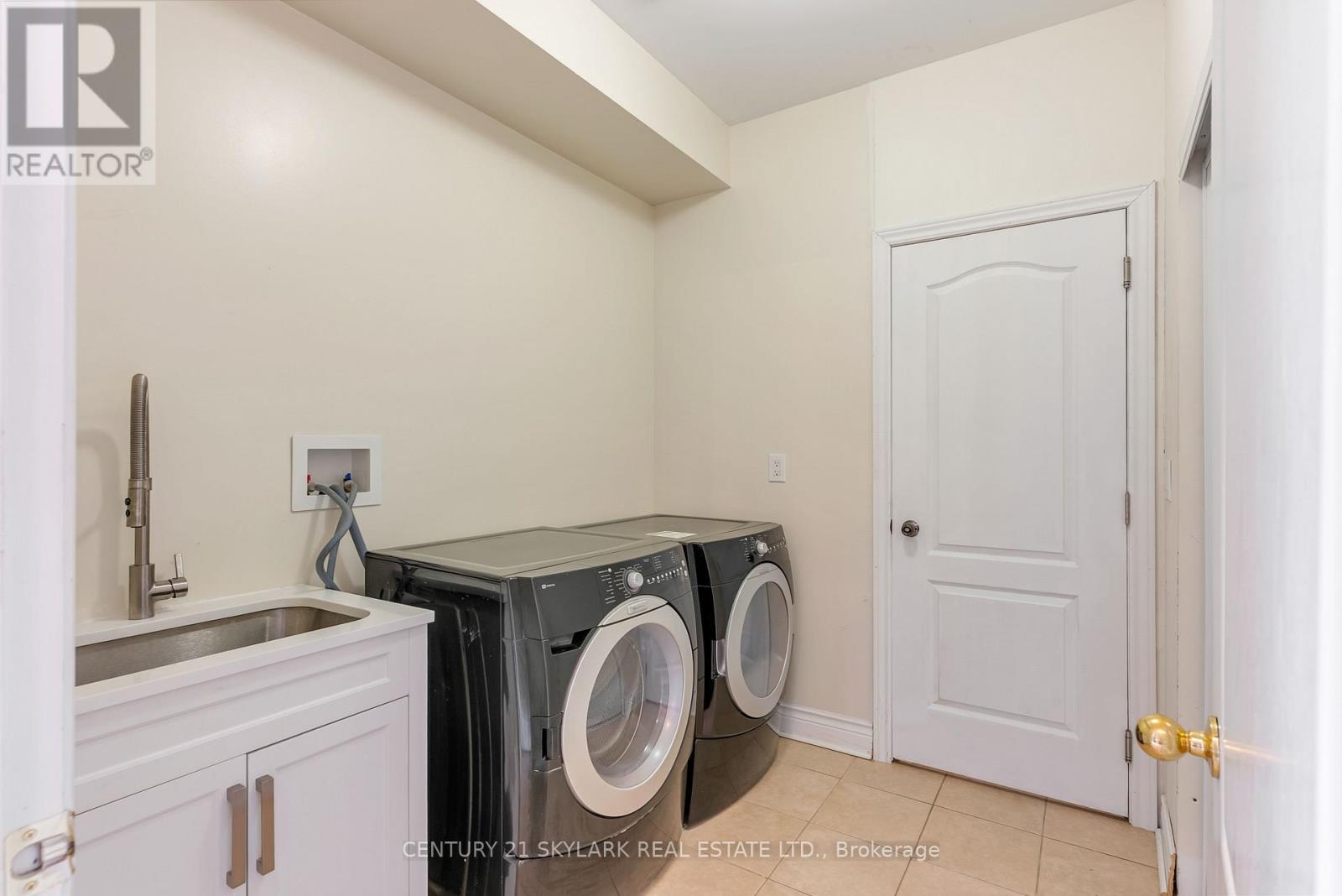 64 JACKSONVILLE DRIVE - 12