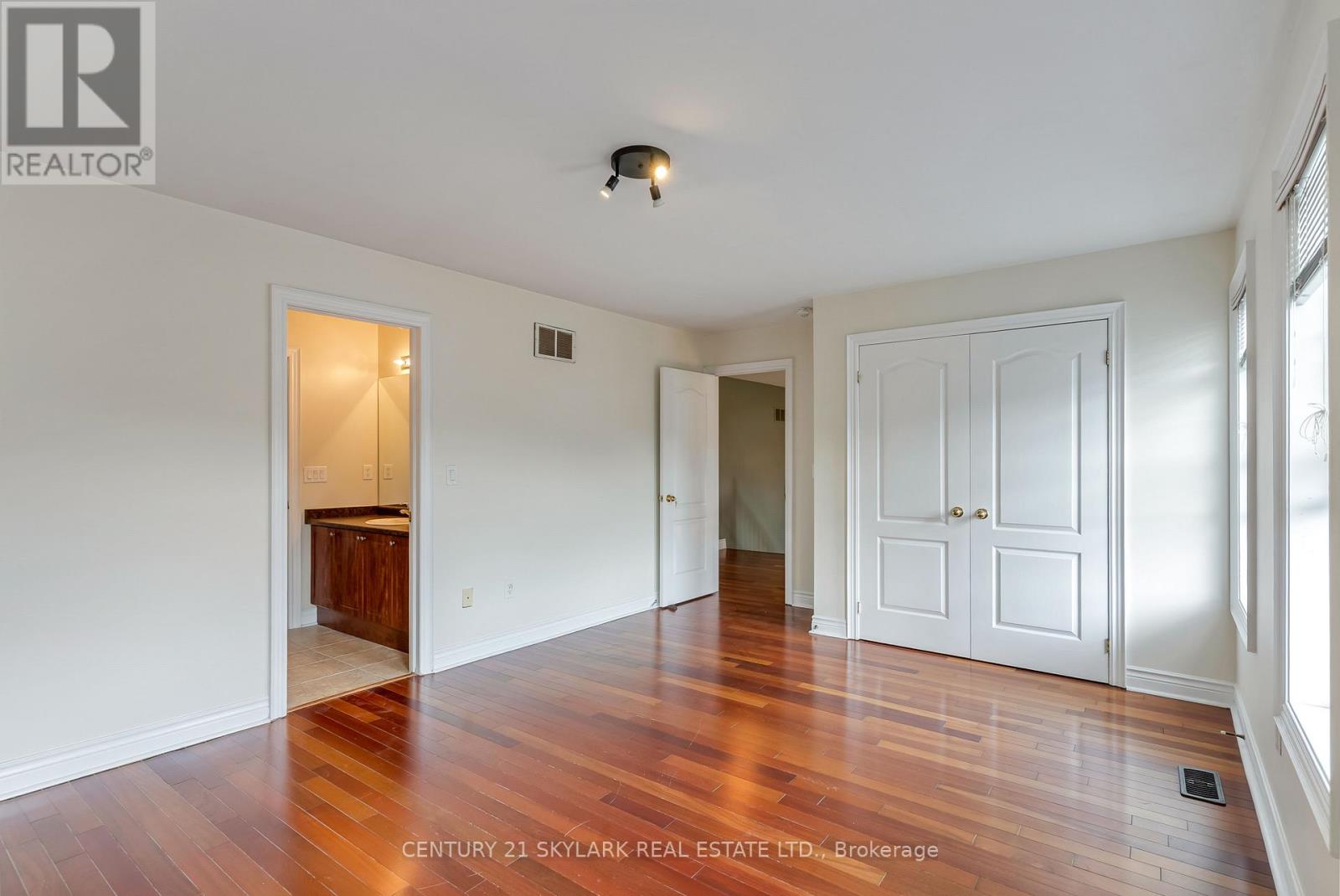 64 JACKSONVILLE DRIVE - 24