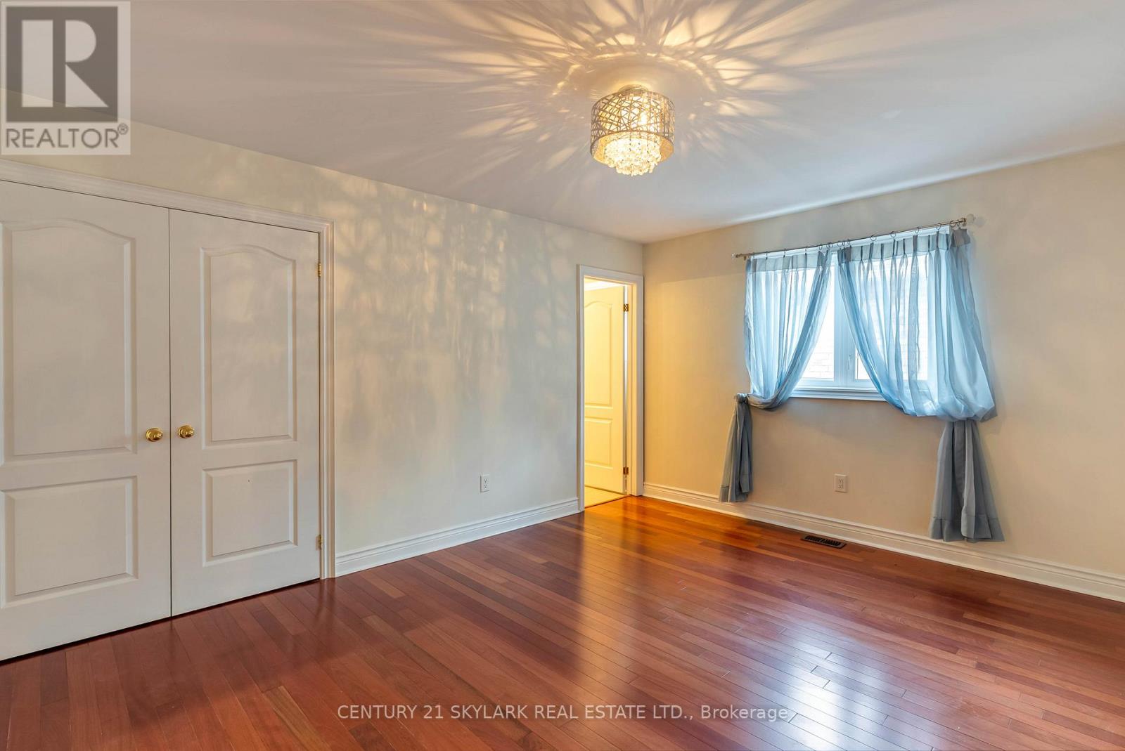 64 JACKSONVILLE DRIVE - 31