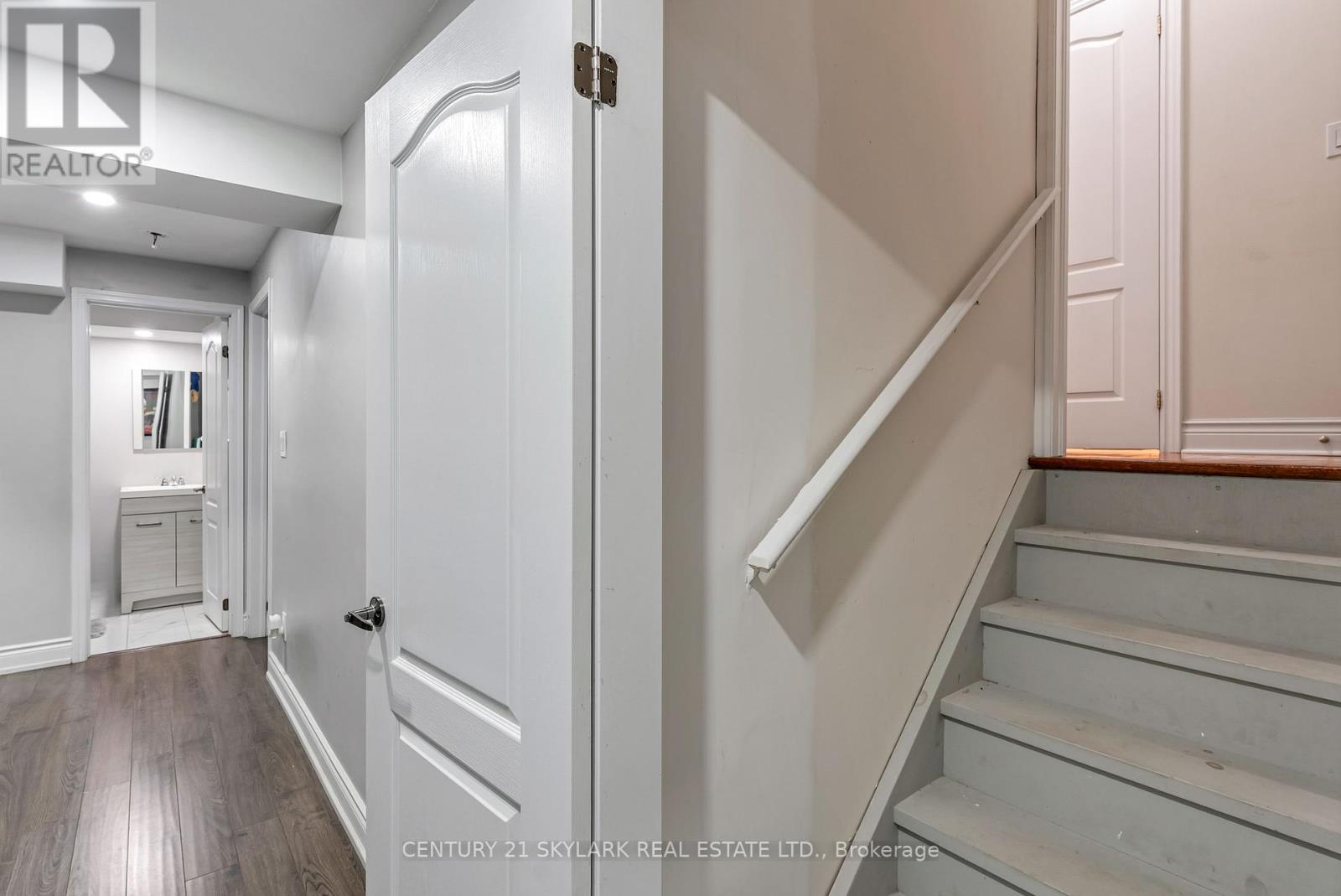64 JACKSONVILLE DRIVE - 42