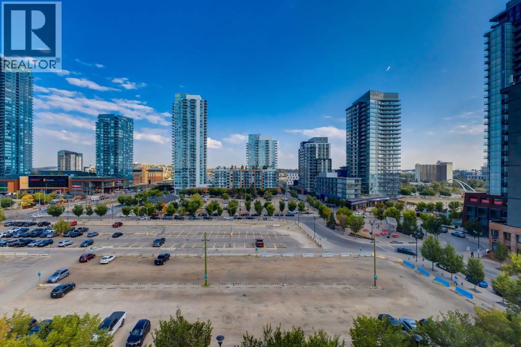 Single Family House Loft for Sale in    Avenue SE Downtown East Village Calgary 