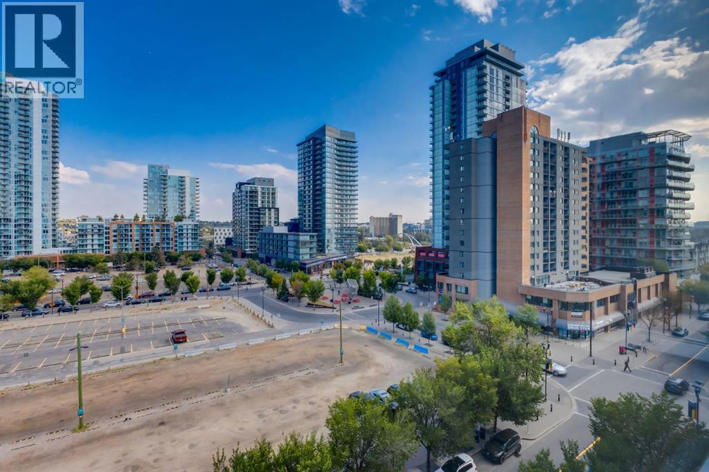 Single Family House Loft for Sale in    Avenue SE Downtown East Village Calgary 