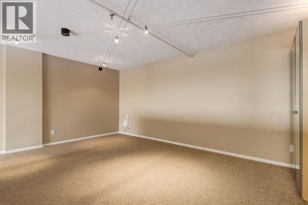 Single Family House Loft for Sale in    Avenue SE Downtown East Village Calgary 