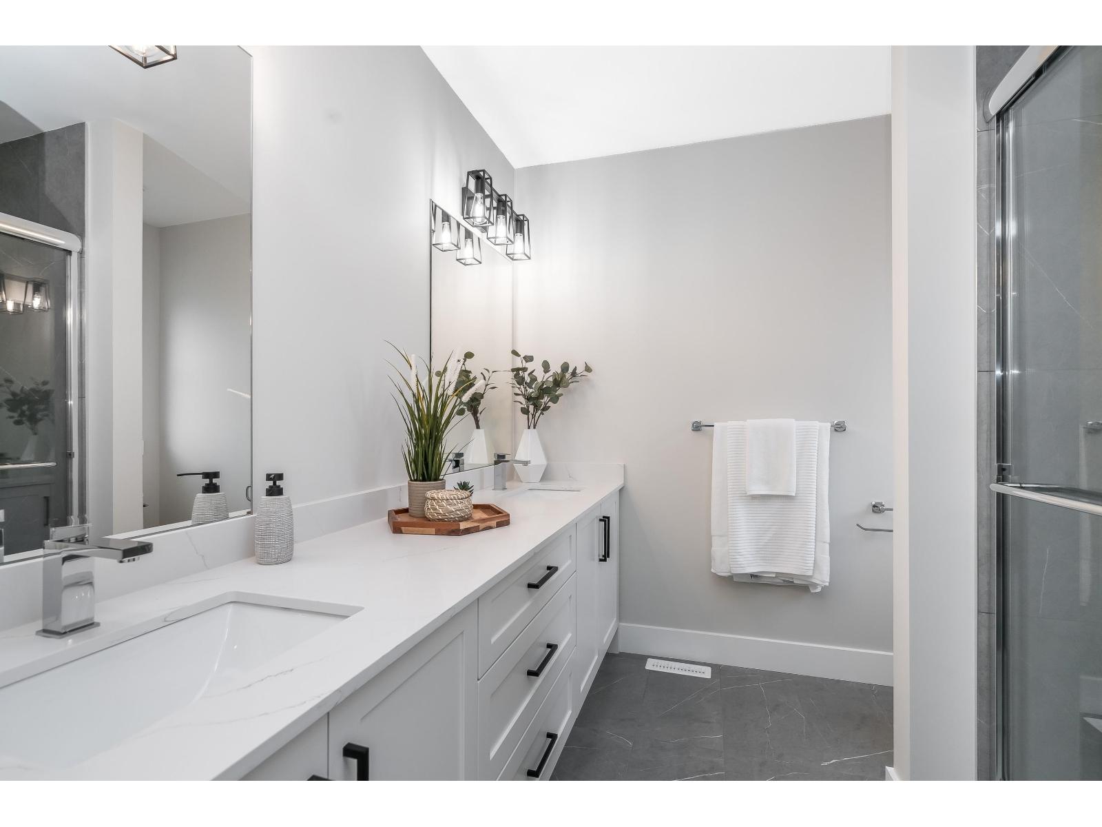 20523 76 AVENUE, Langley