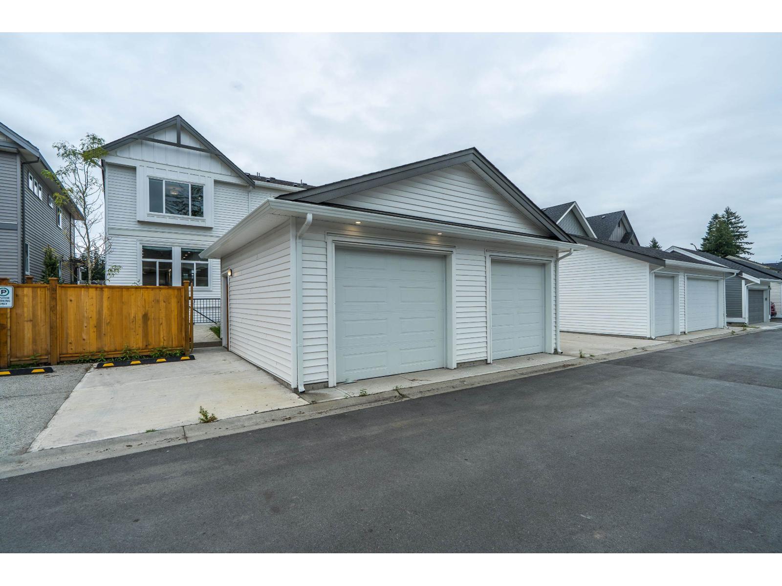 20523 76 AVENUE, Langley