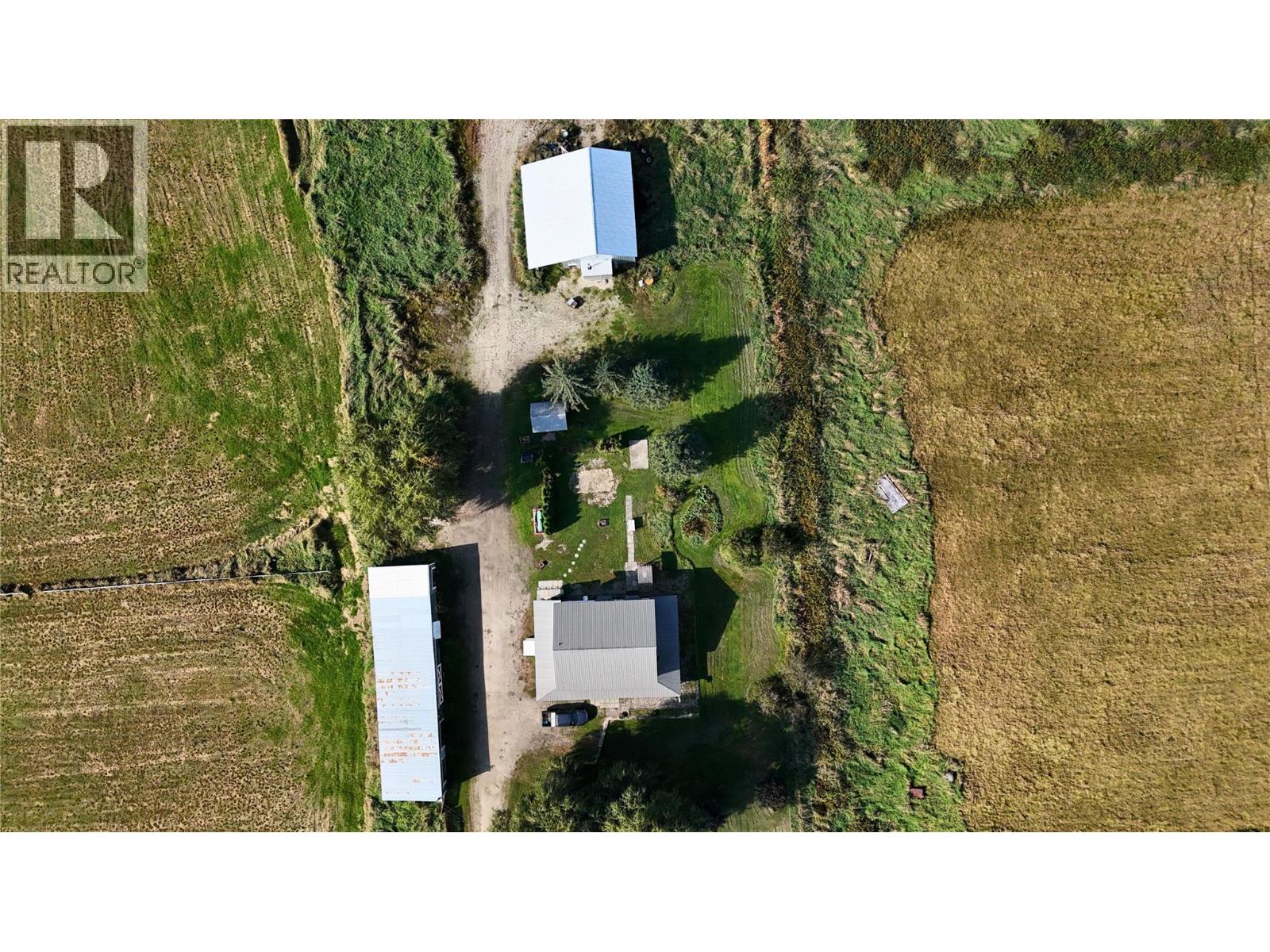 3695 Malakwa Loop Road, Malakwa