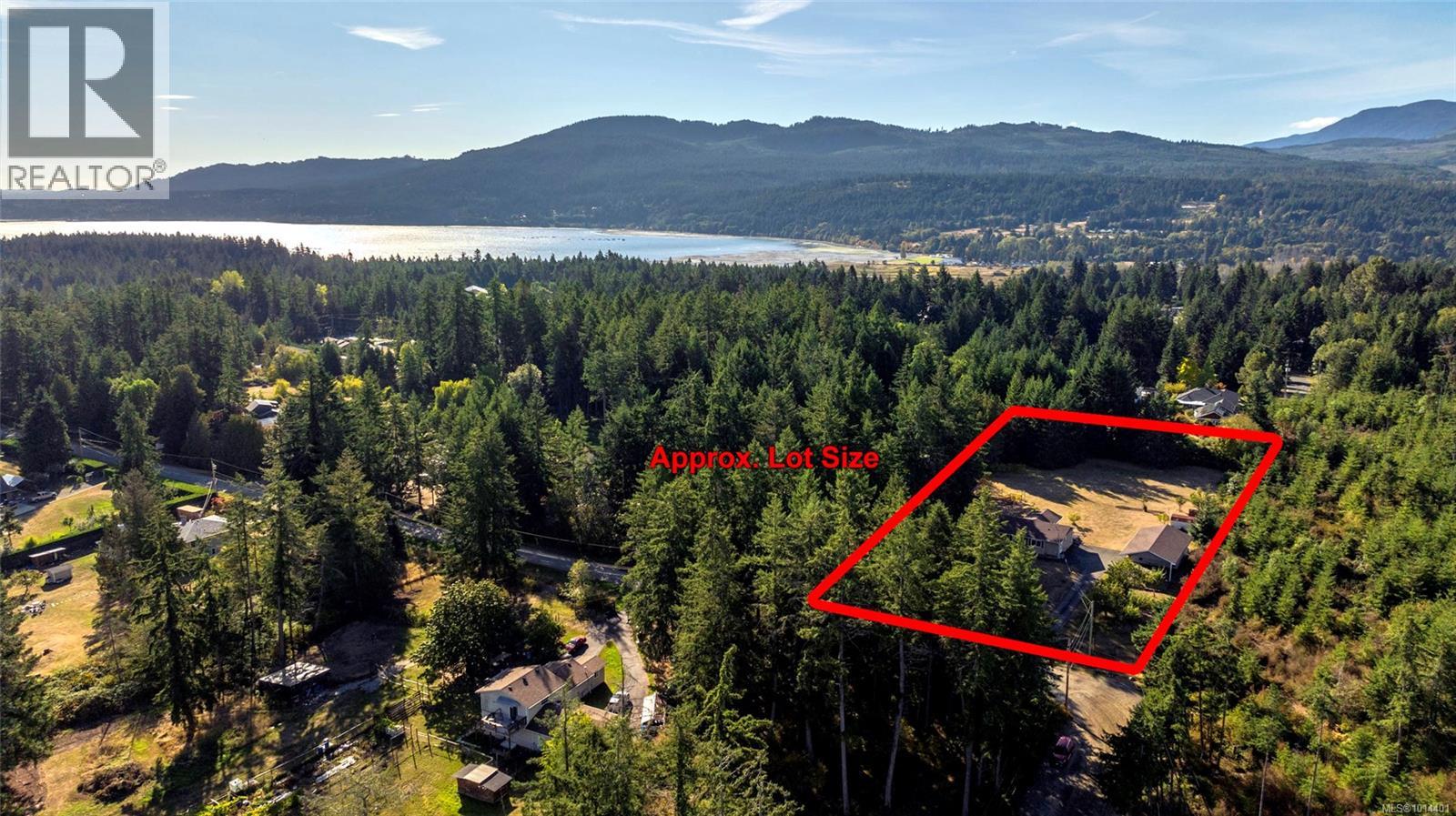 2402 Cross Rd, Nanoose Bay