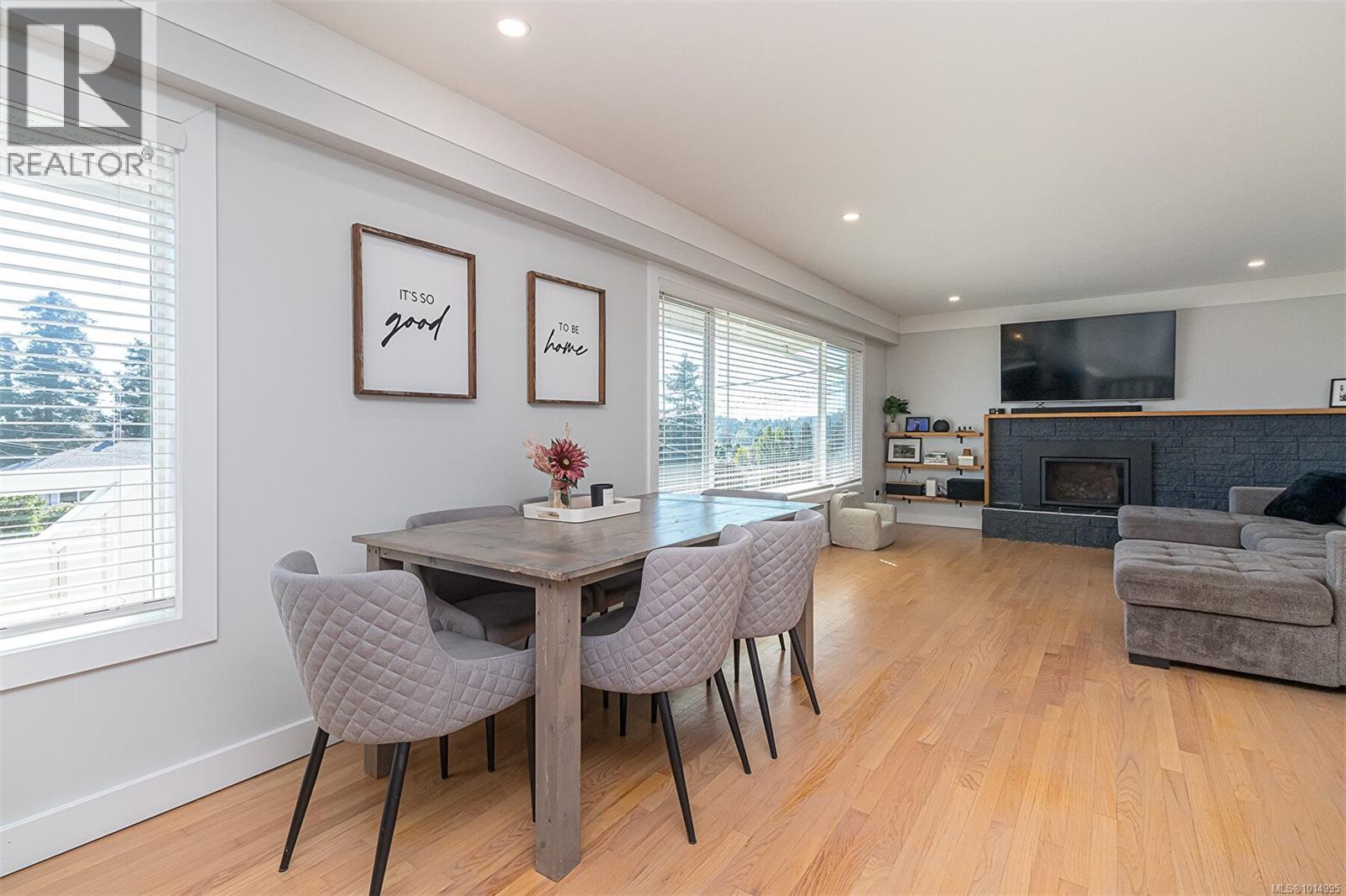  596 Peto Place, Saanich