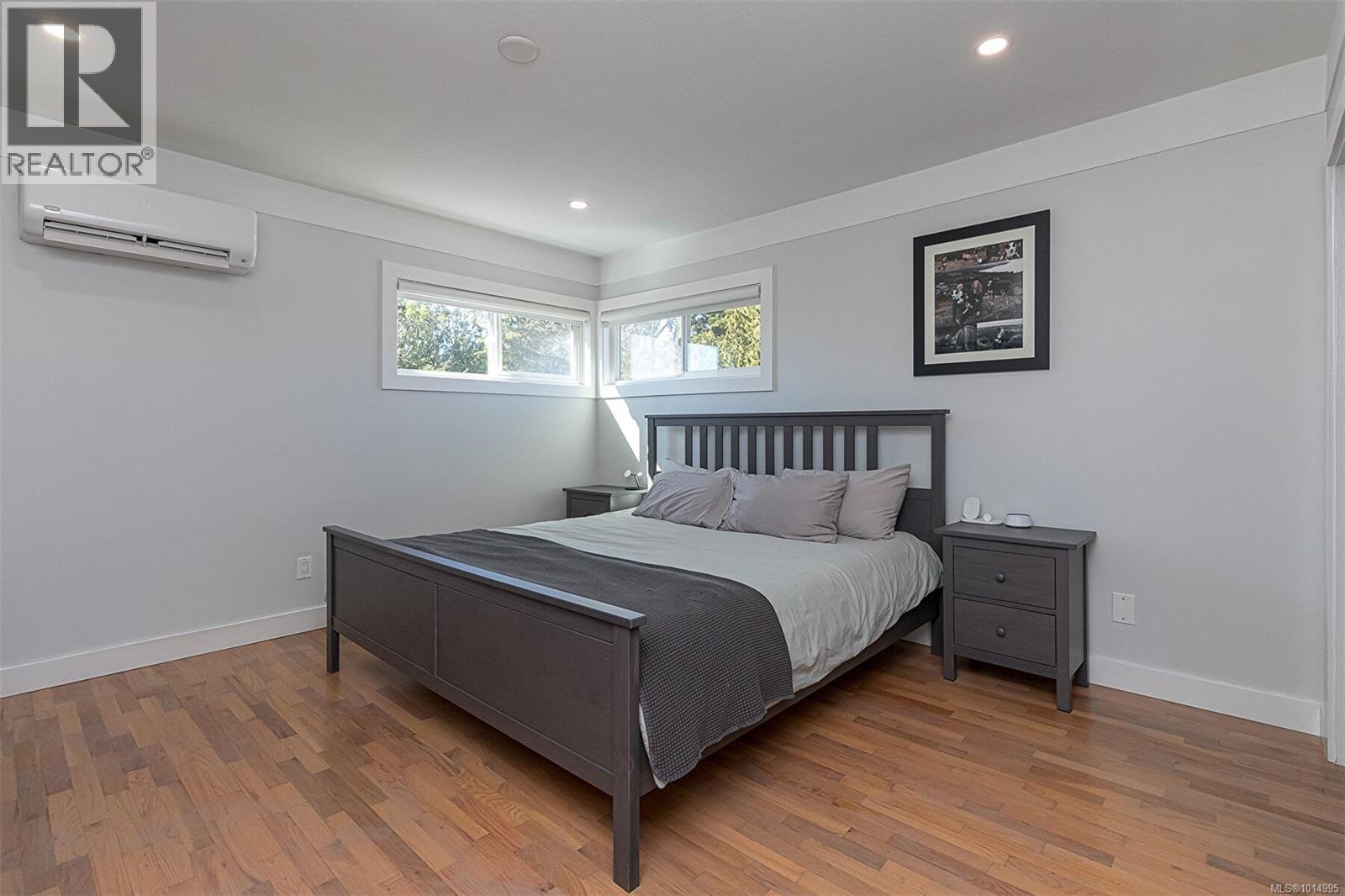  596 Peto Place, Saanich