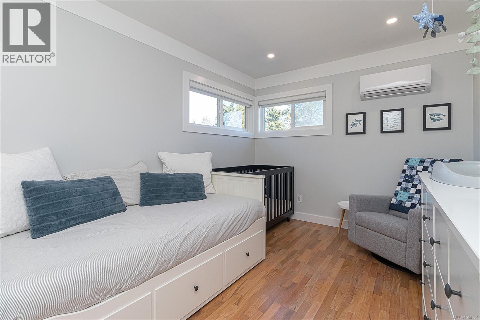  596 Peto Place, Saanich