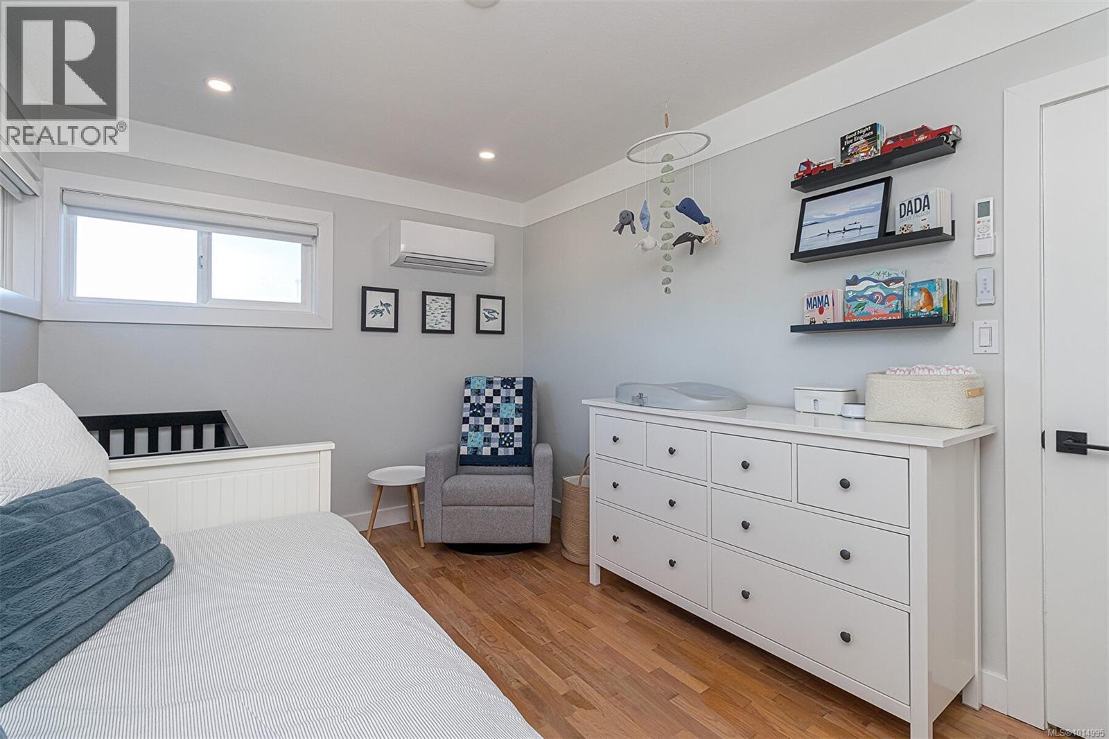  596 Peto Place, Saanich
