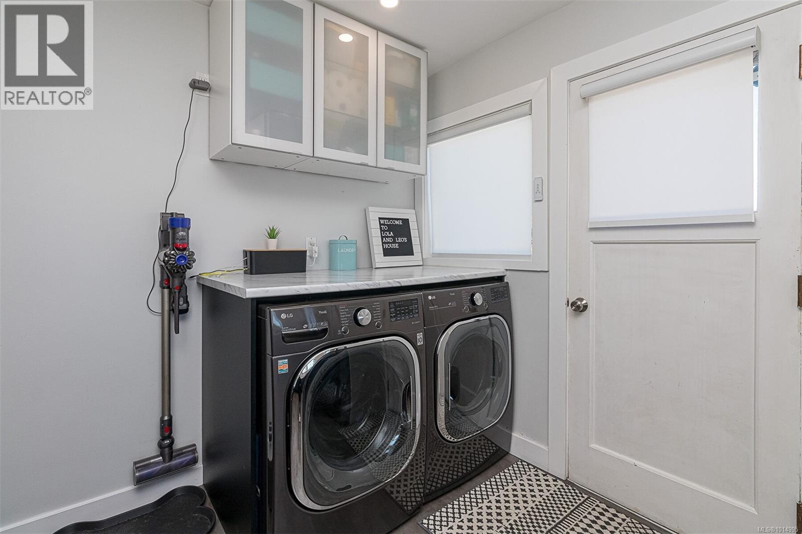  596 Peto Place, Saanich