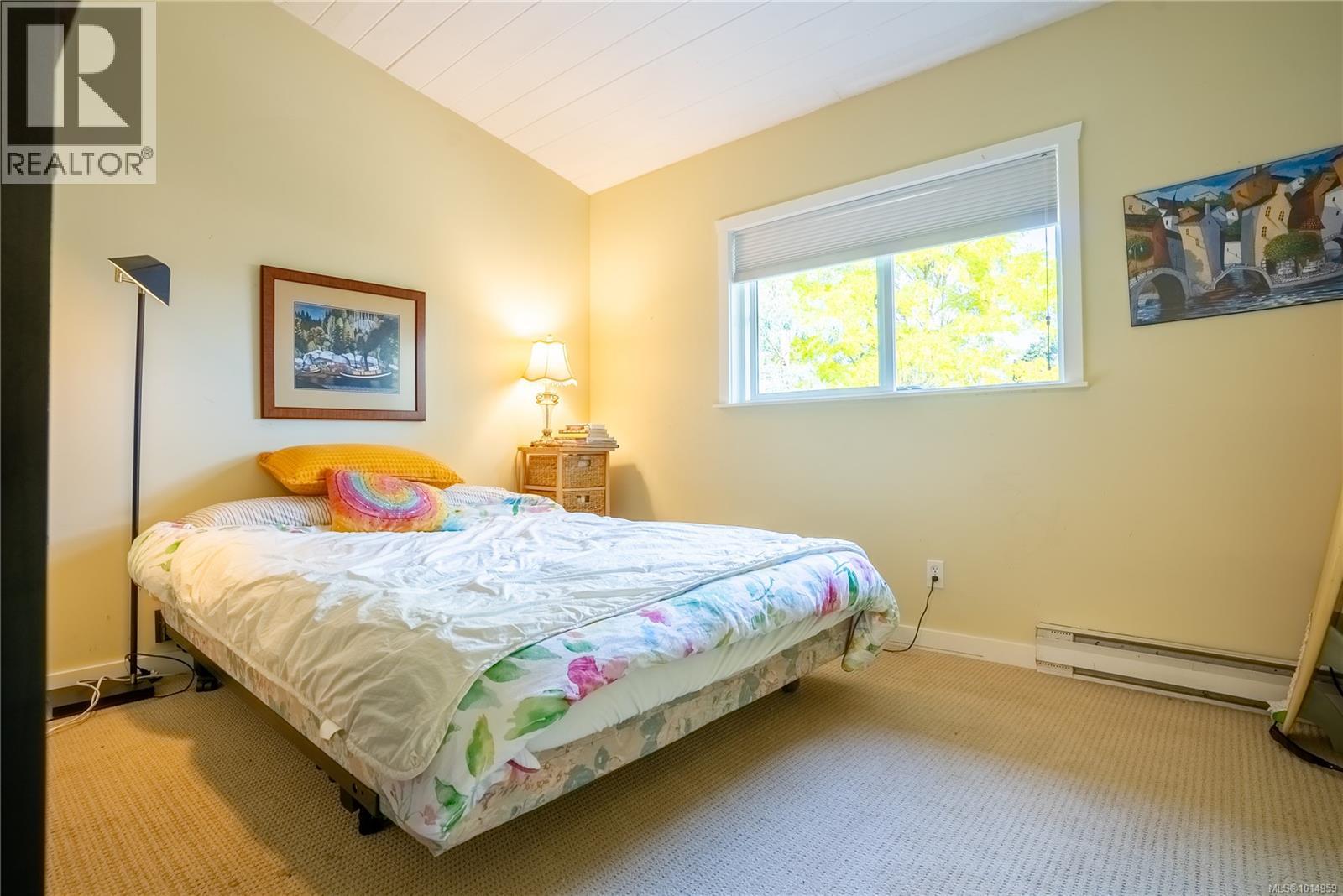 1556 Arrow Rd, Saanich