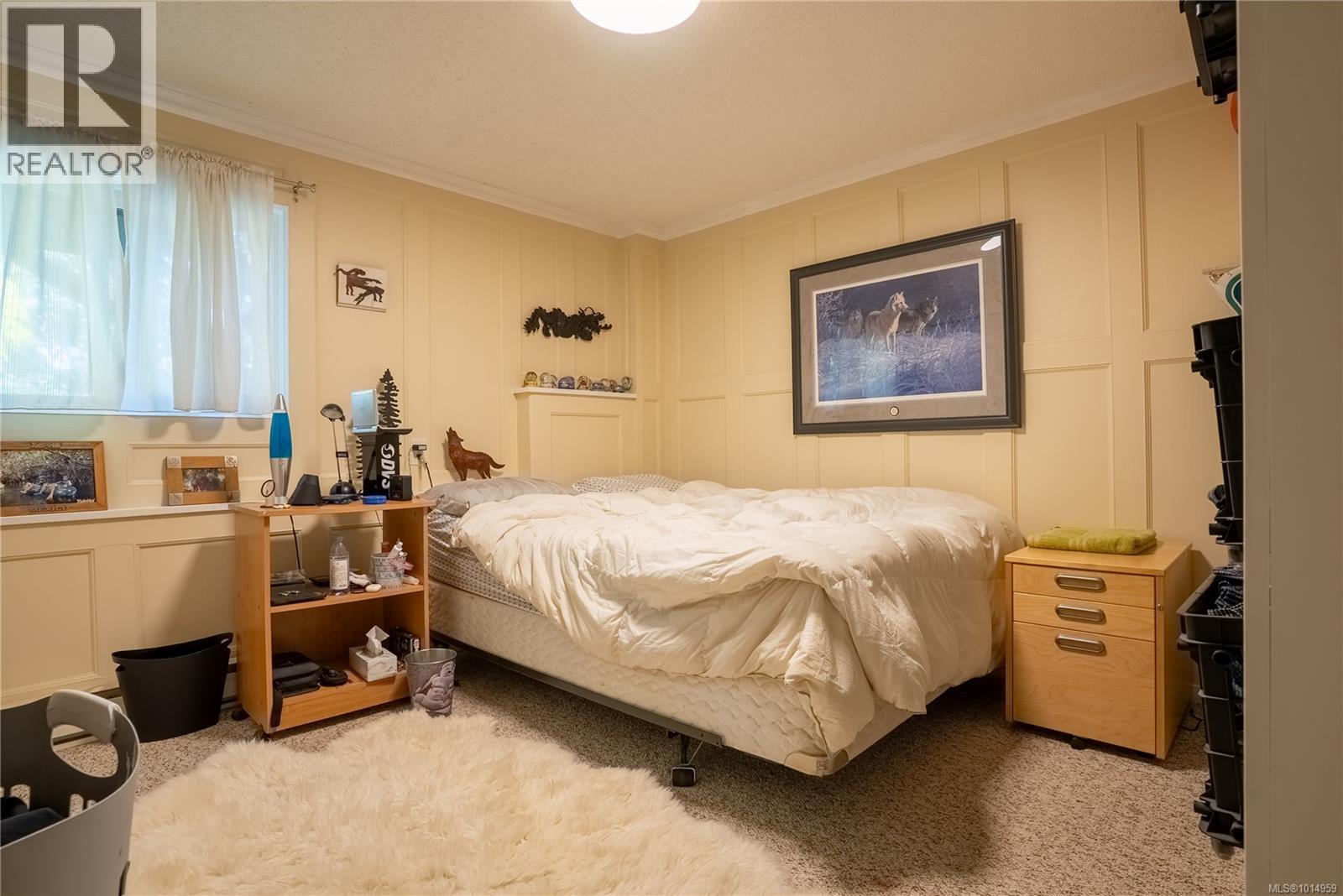 1556 Arrow Rd, Saanich