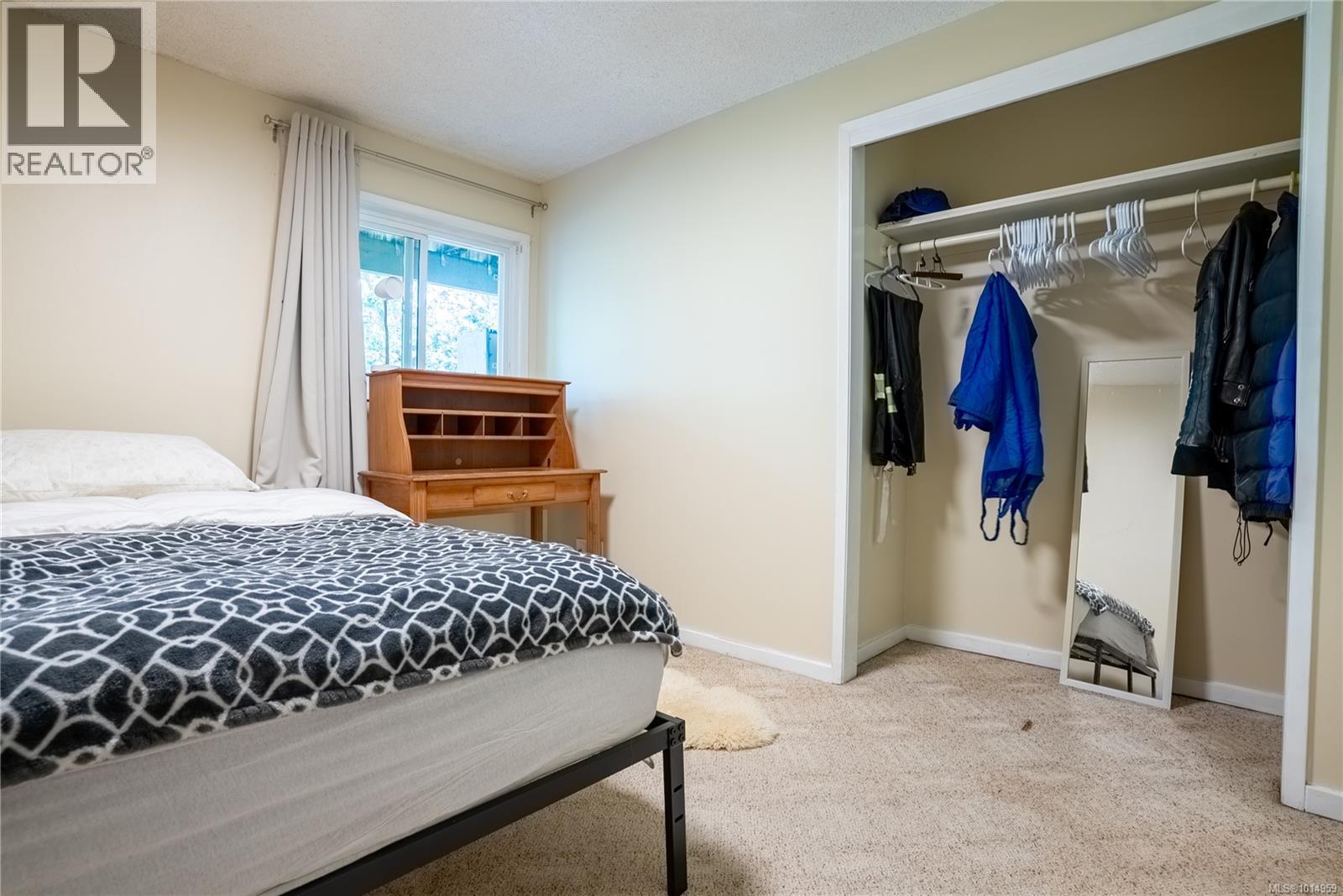 1556 Arrow Rd, Saanich