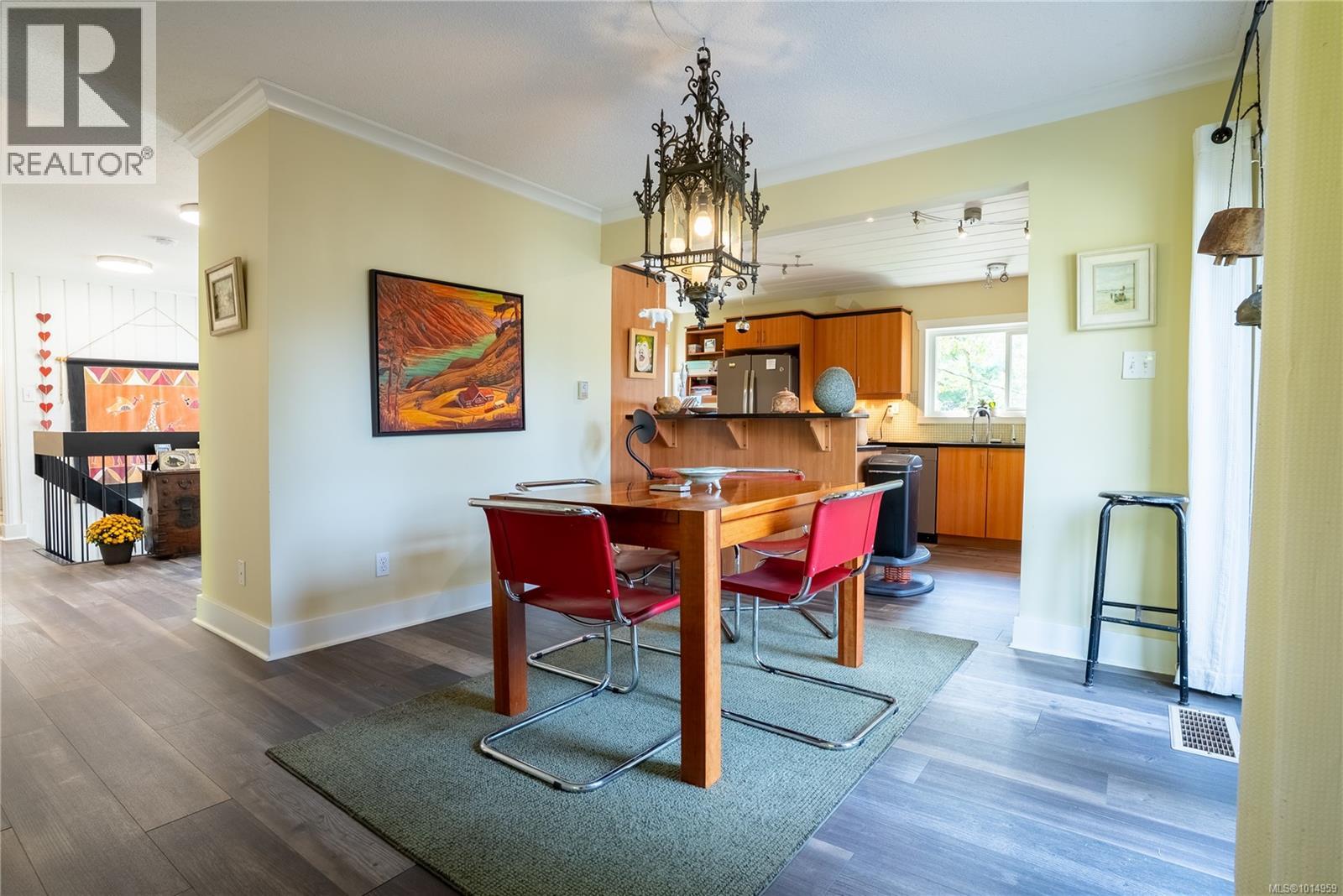 1556 Arrow Rd, Saanich