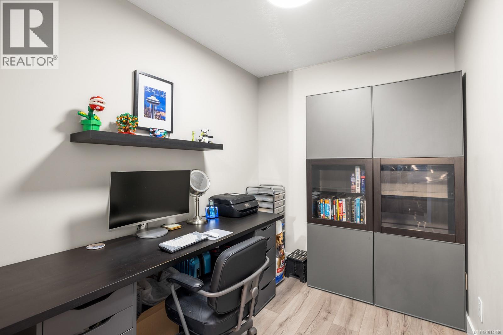 213 2829 Peatt Road, Langford