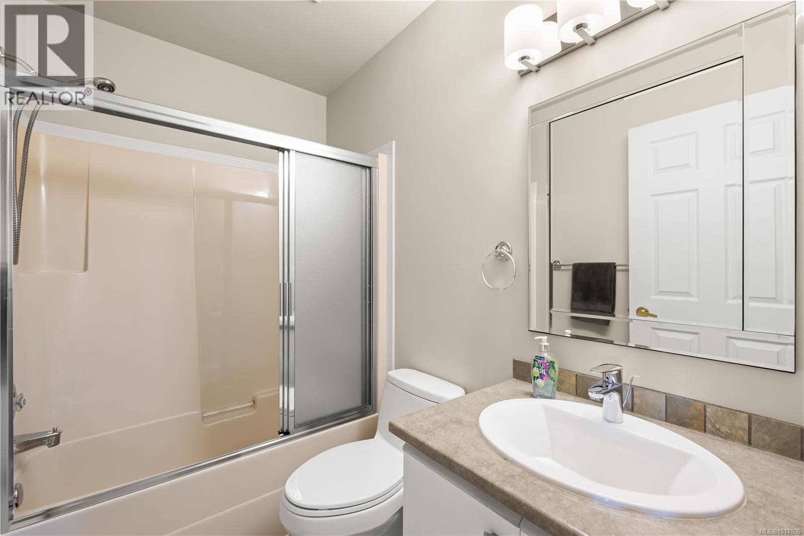  3635 Arbutus Drive North, Cobble Hill