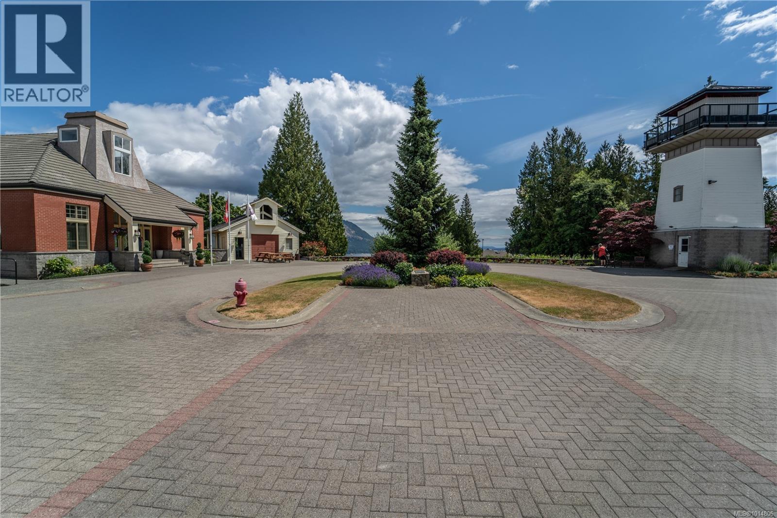  3635 Arbutus Drive North, Cobble Hill