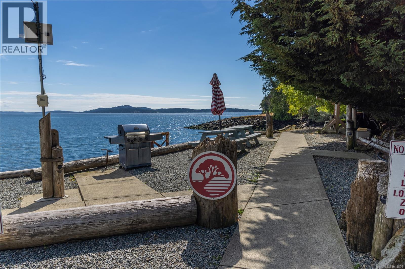  3635 Arbutus Drive North, Cobble Hill