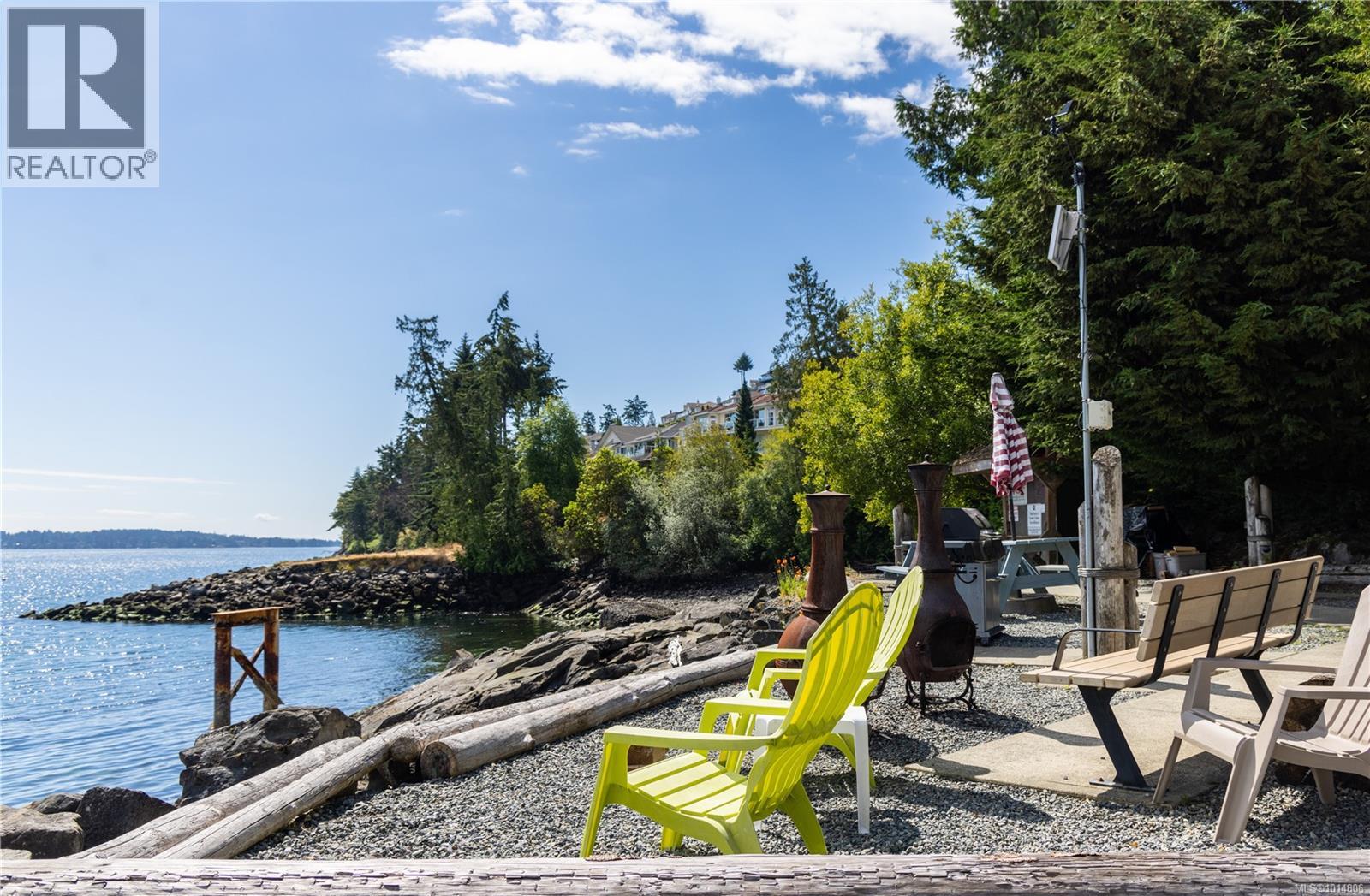  3635 Arbutus Drive North, Cobble Hill